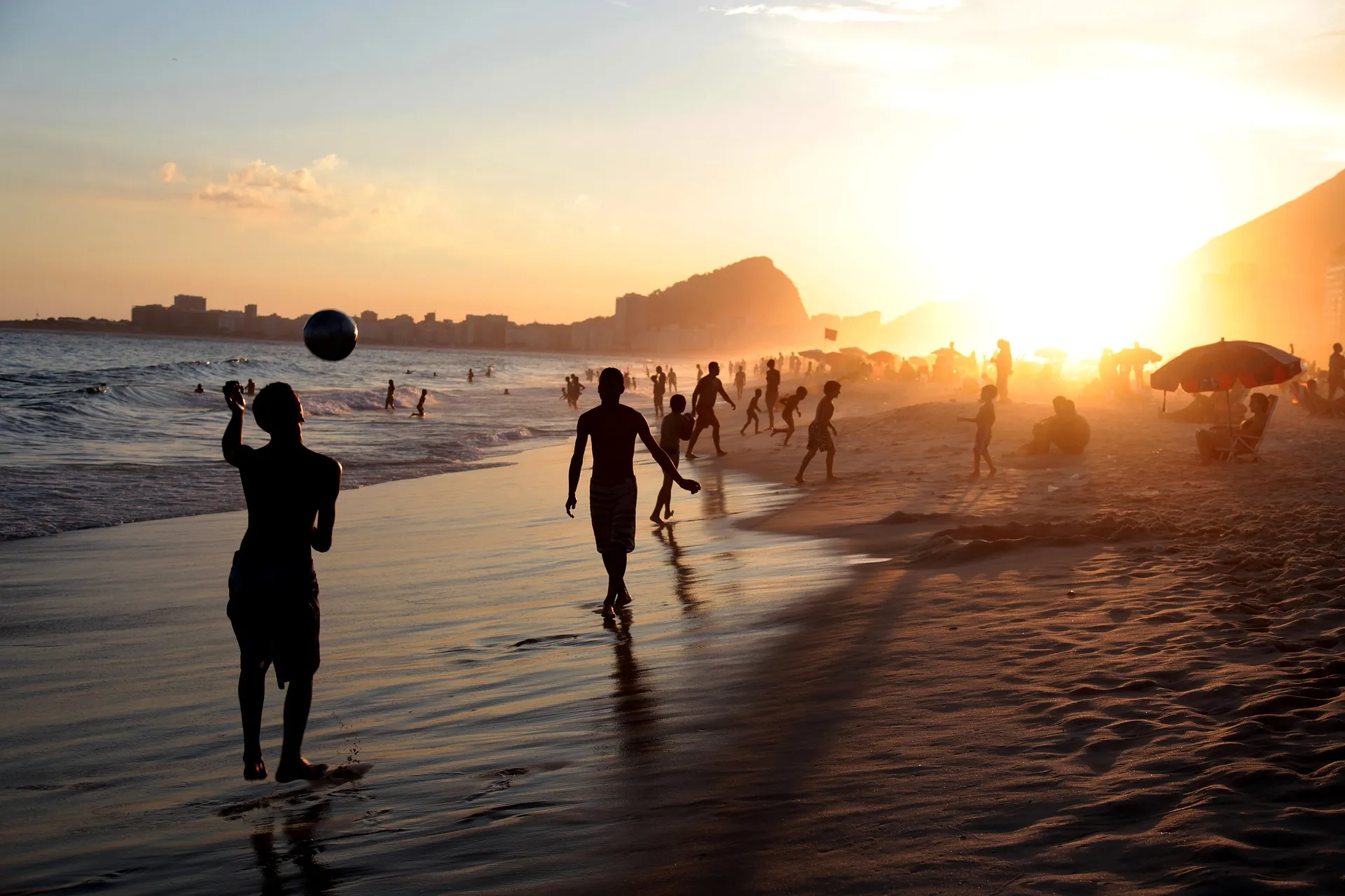10 สิ่งที่ควรทำเมื่อไปเมืองริโอ เดอ จาเนโร | 10 Things to Do in Rio de Janeiro